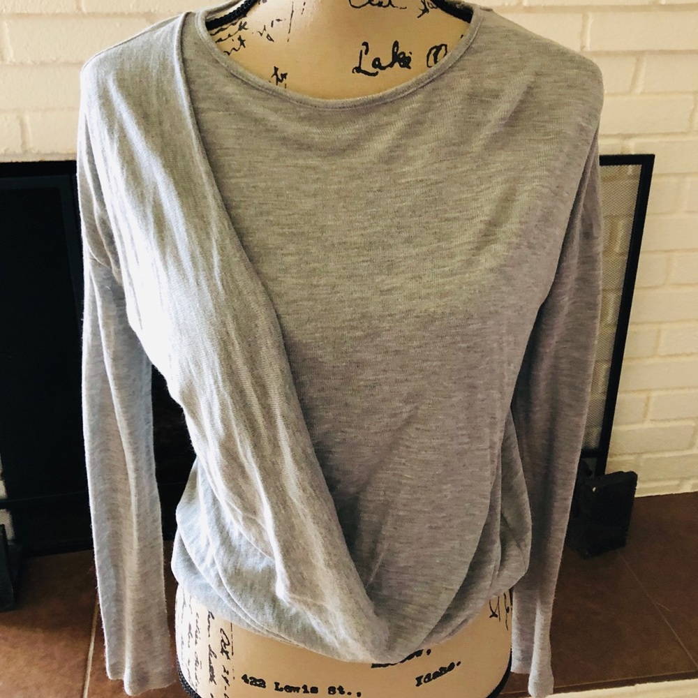 NICE Forever 21 Sweater (Medium)